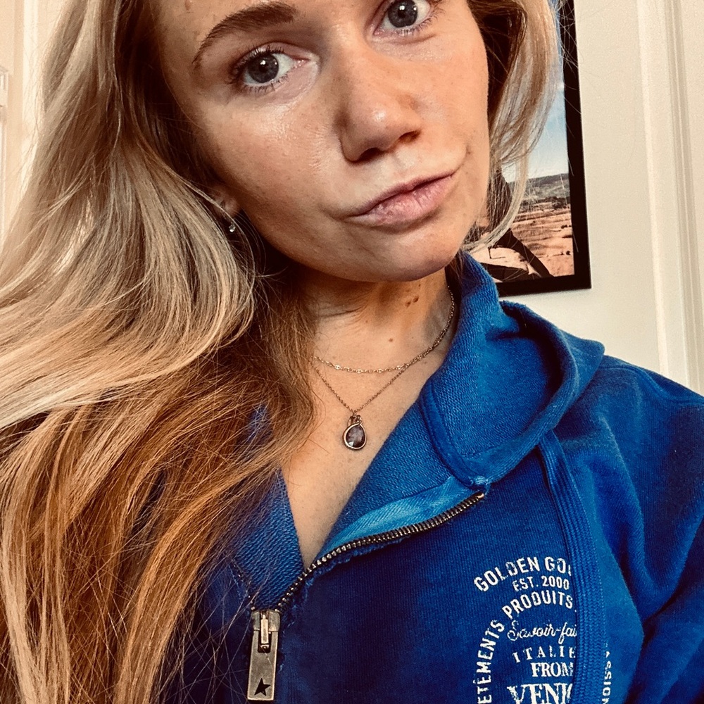 Meet your Posher, Sierra